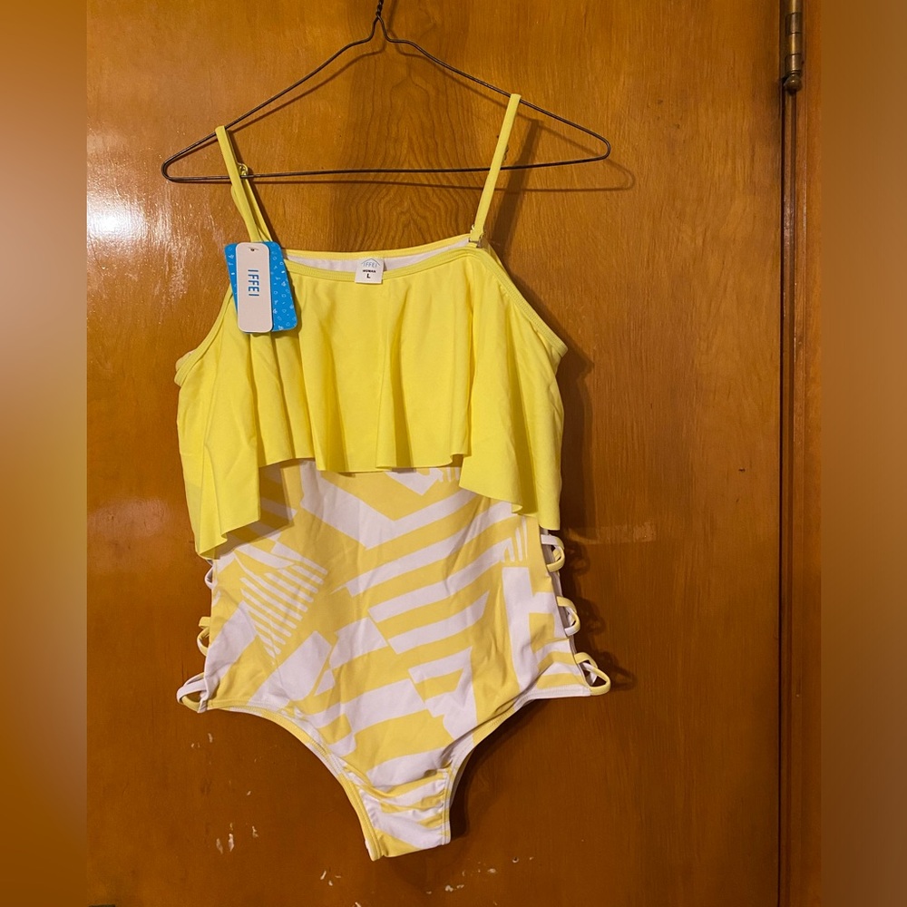 IFFEI swimsuit